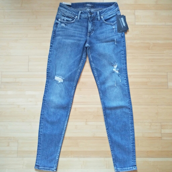 Silver Jeans Denim - -NWT- Silver Jeans Suki Super Skinny Jeans 27